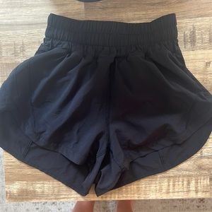 Lulu lemon hottie hot high rise shorts
